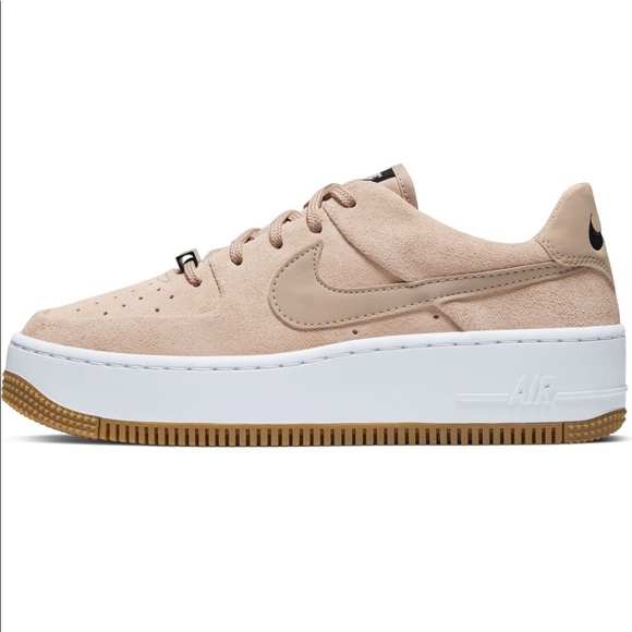 air force 1 sage low platform sneaker